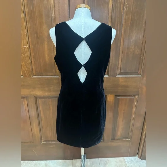 Vintage Scott McClintock Black Velvet Dress - Picture 6 of 8